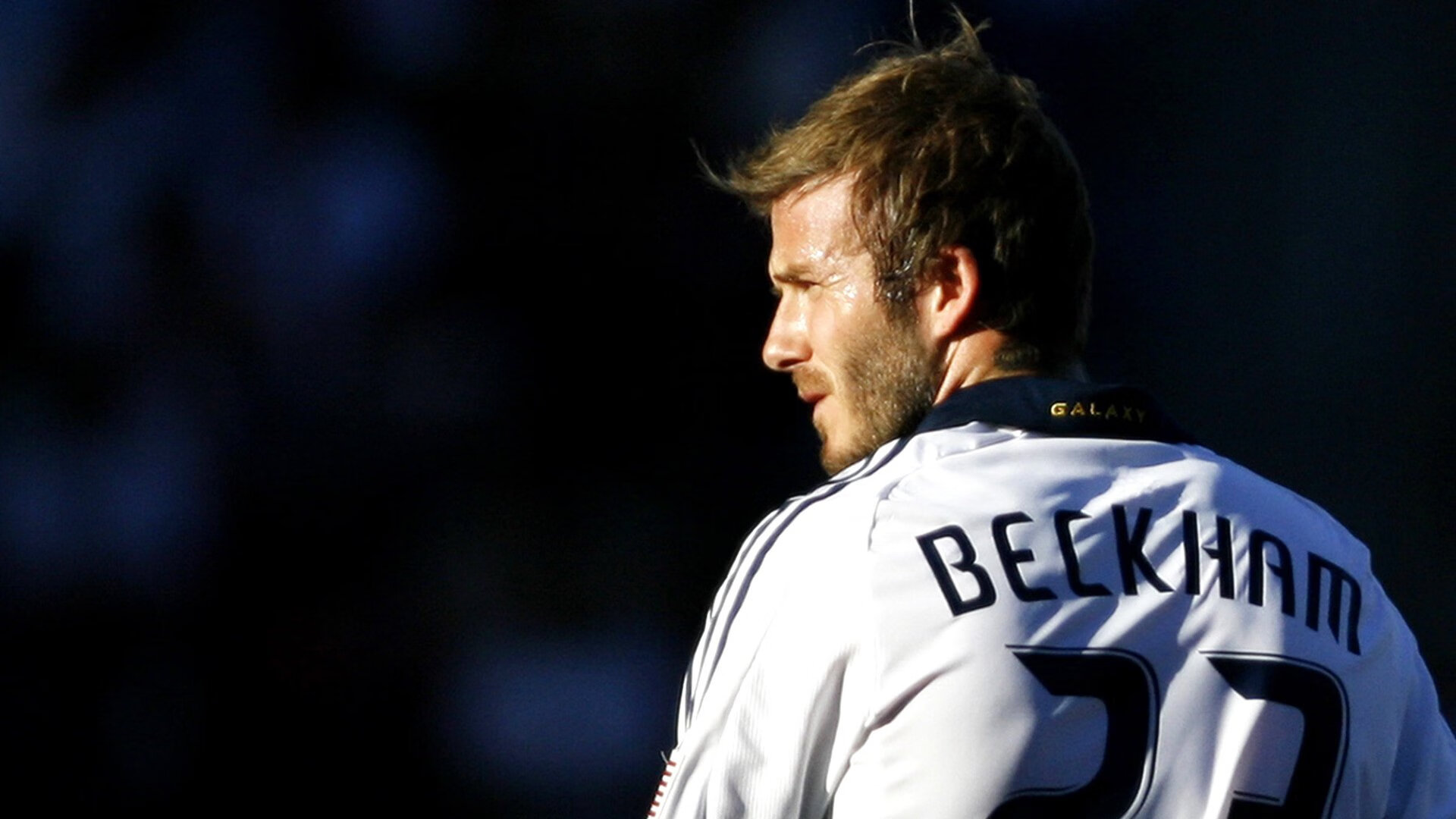 _勇士队外线手感火热，点燃赛场_，勇士的队